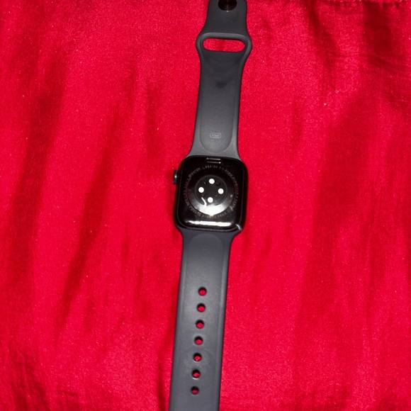 Used for a month Apple Watch Series 7 gps